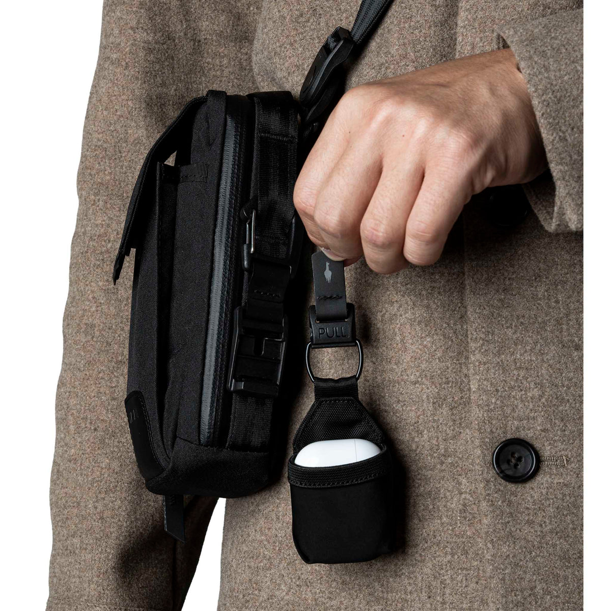 Modular Sling V2 Alpaka AD010740122 Sling Bags One Size / Black | Axogrid 300D