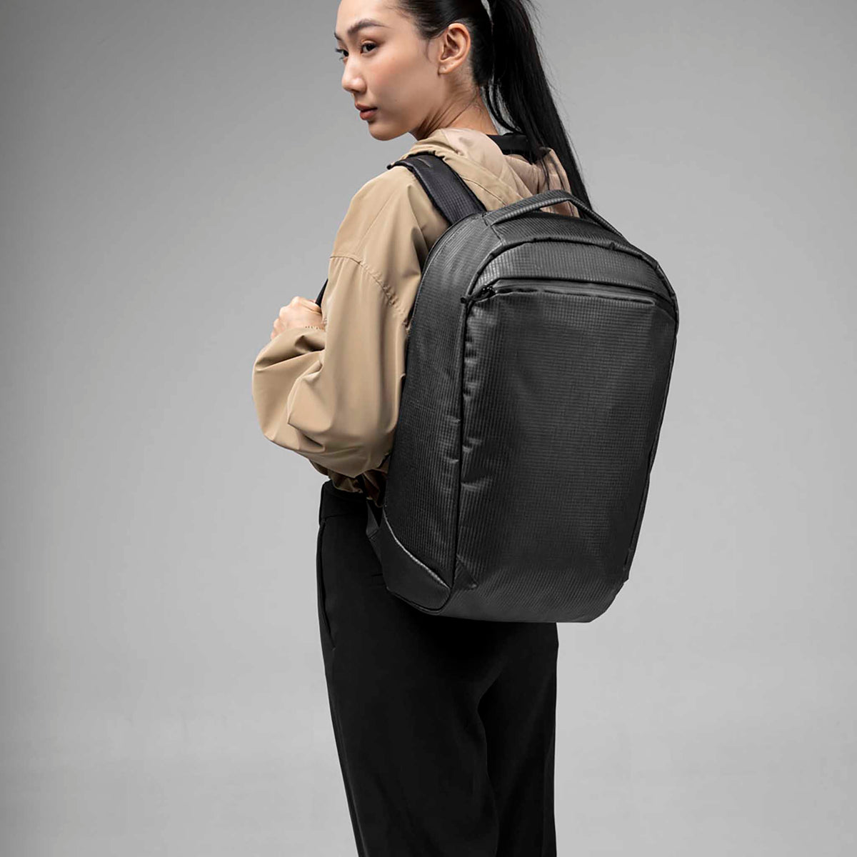 Momentum Backpack Alpaka AD011000132 Backpacks 22L / Axodyne Hybrid Black