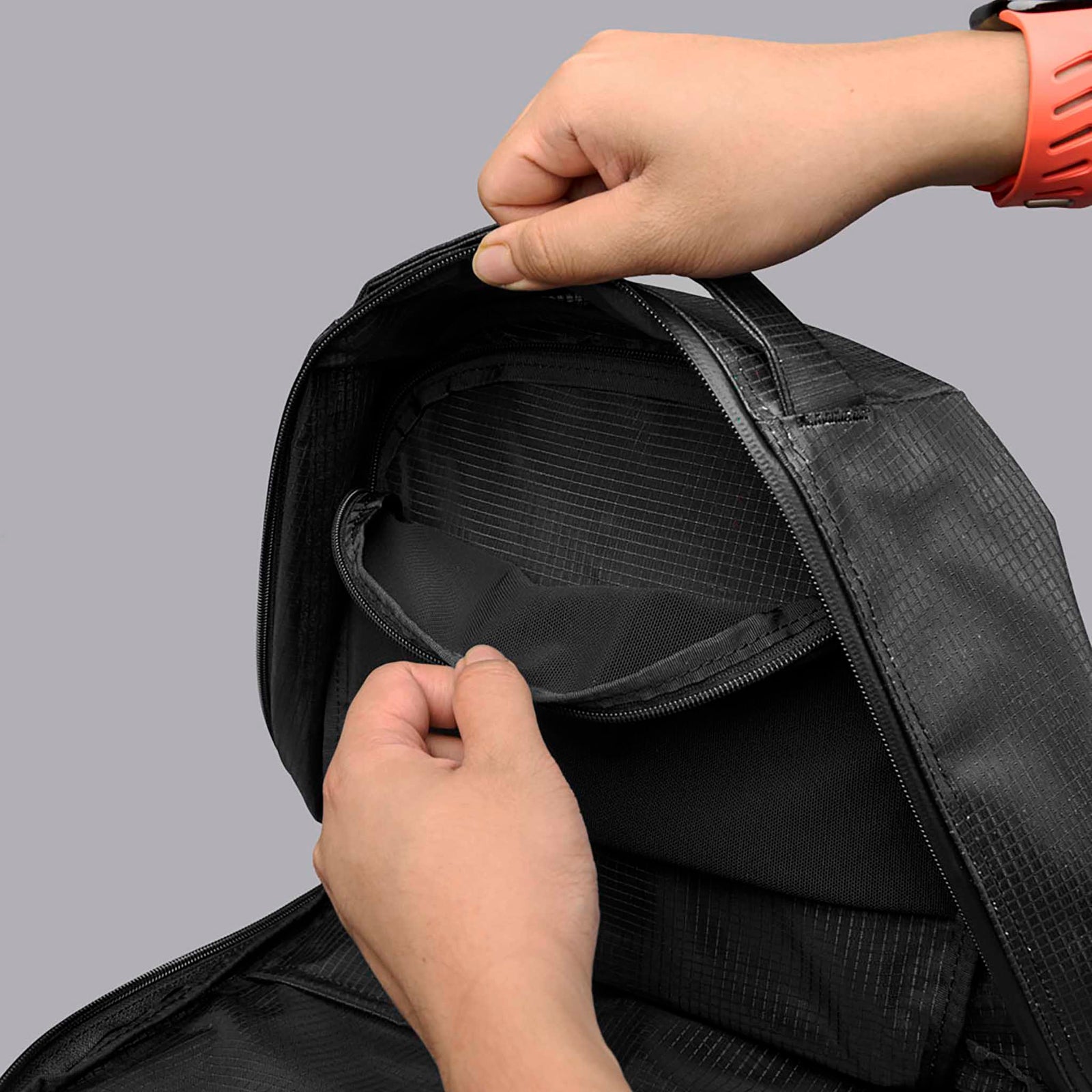 Momentum Backpack Alpaka AD011000132 Backpacks 22L / Axodyne Hybrid Black