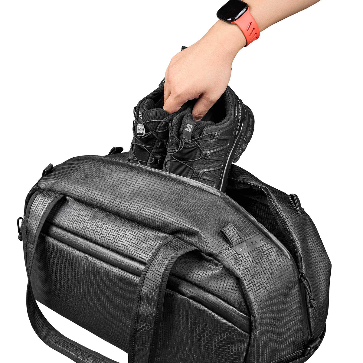 Momentum Duffle Alpaka AD010940132 Duffle Bags 35L / Axodyne Hybrid Black