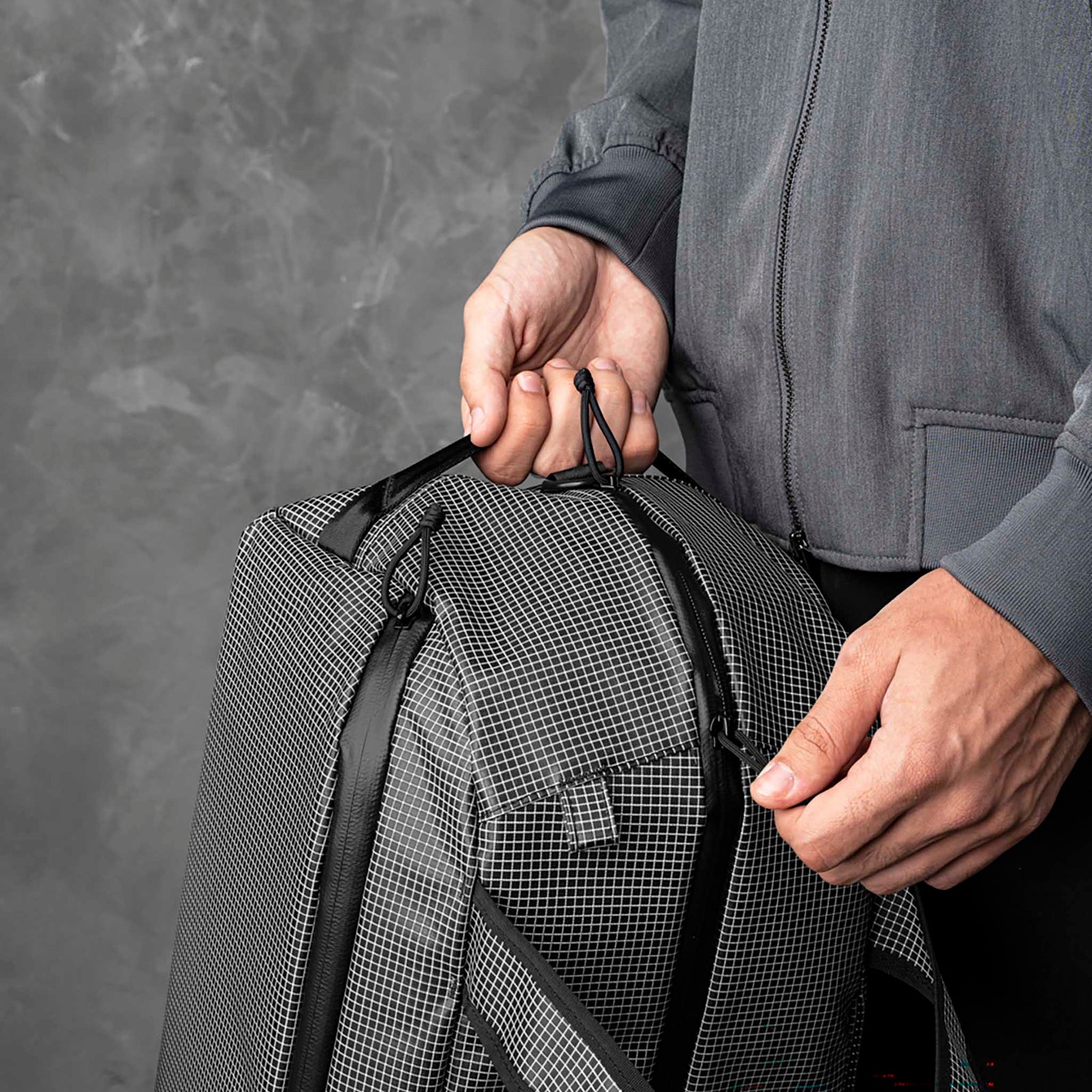 Momentum Duffle Alpaka AD010940232 Duffle Bags 35L / Axodyne Hybrid Grey