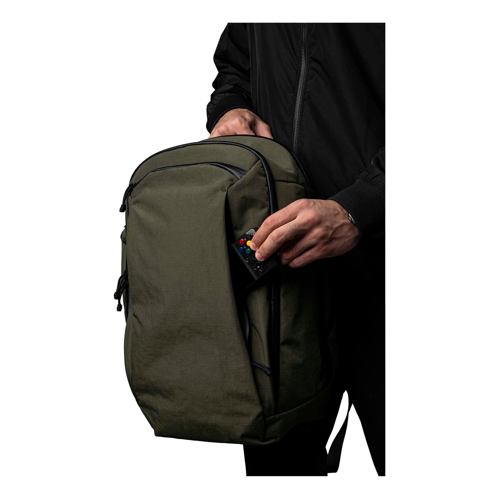 Traverse Backpack 30L Alpaka AA010860524 Backpacks 30L / Green | Axoflux 400D