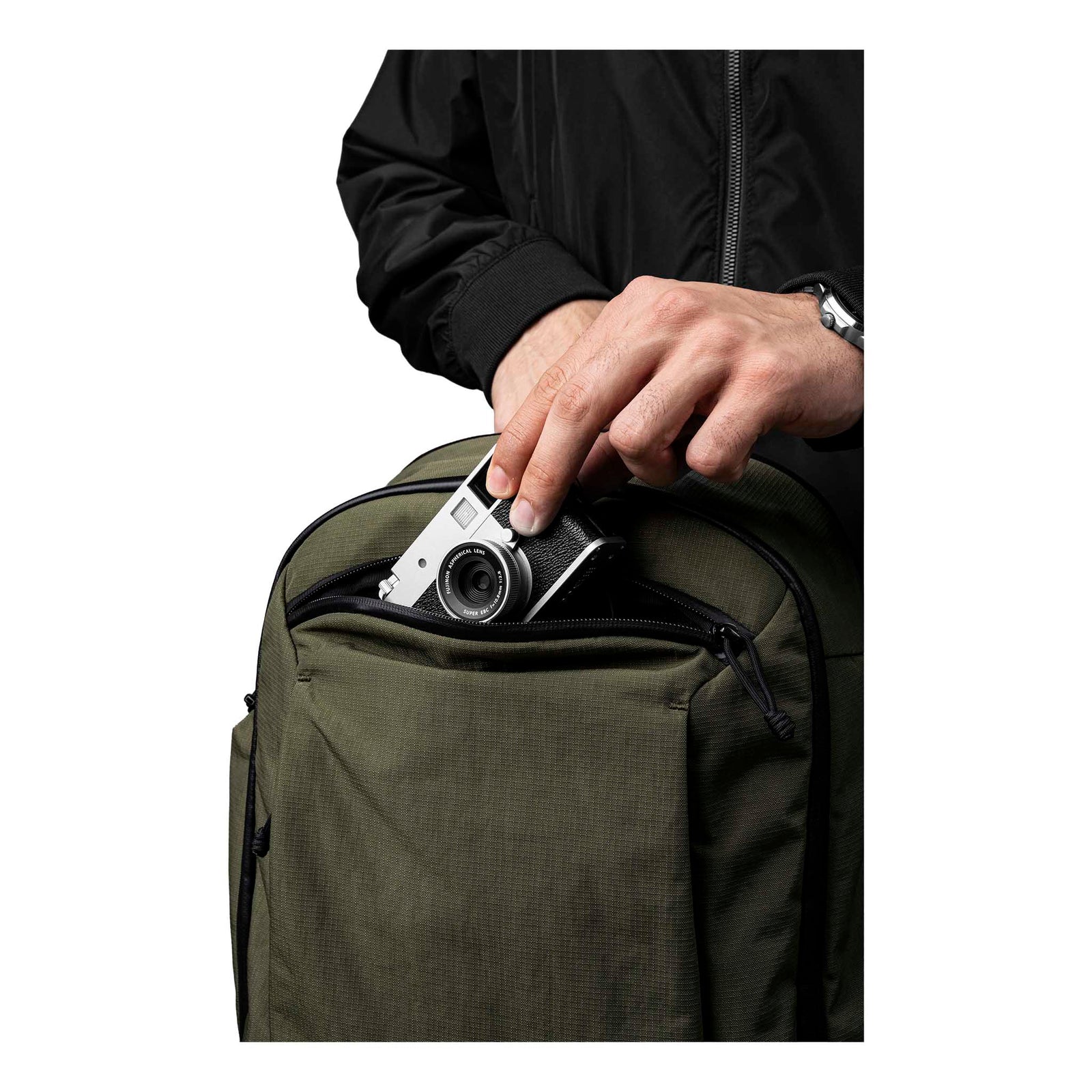Traverse Backpack 30L Alpaka AA010860524 Backpacks 30L / Green | Axoflux 400D