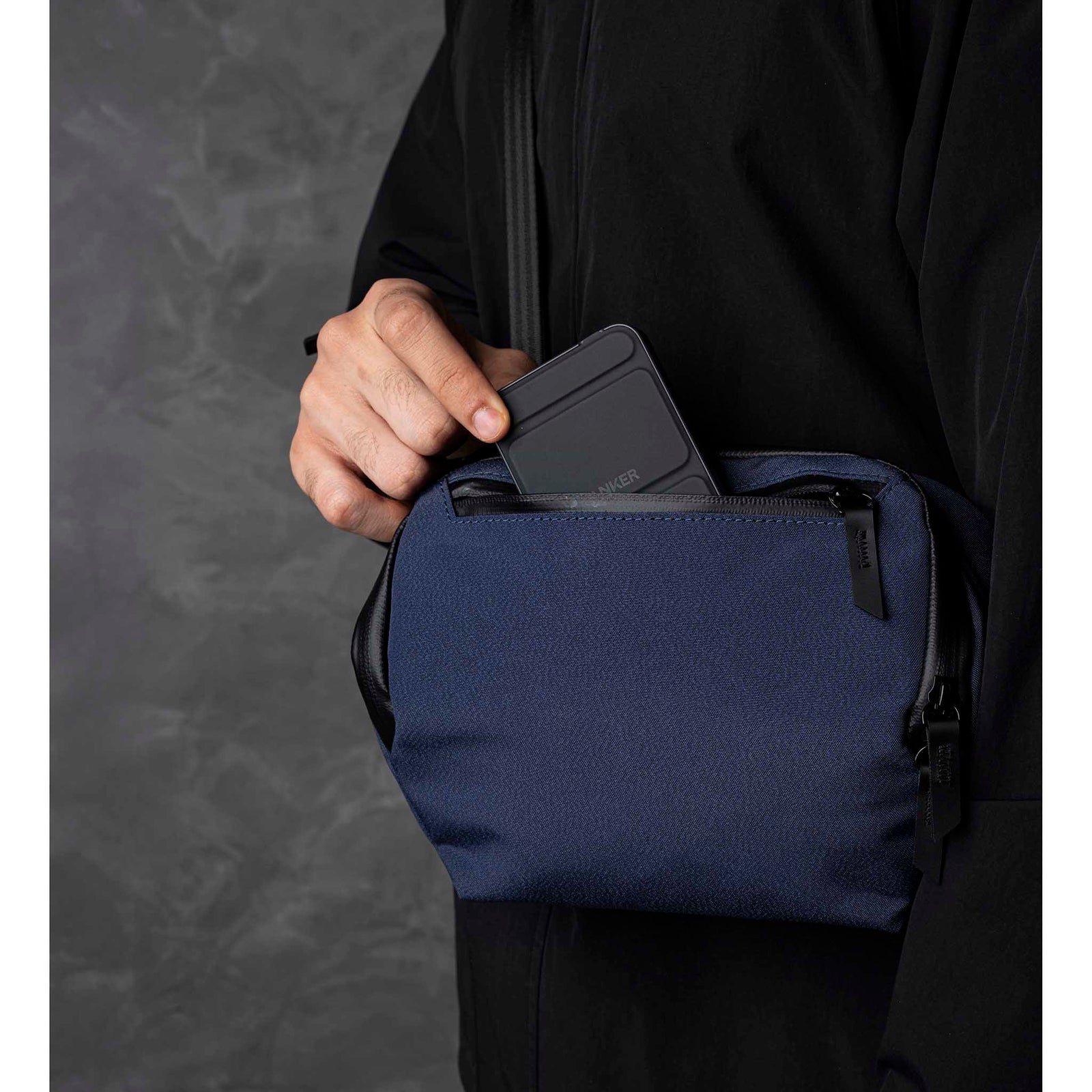 Vertex Pouch Mini Alpaka AD010730621 Tech Pouches 2L / Blue | Axoflux 300D