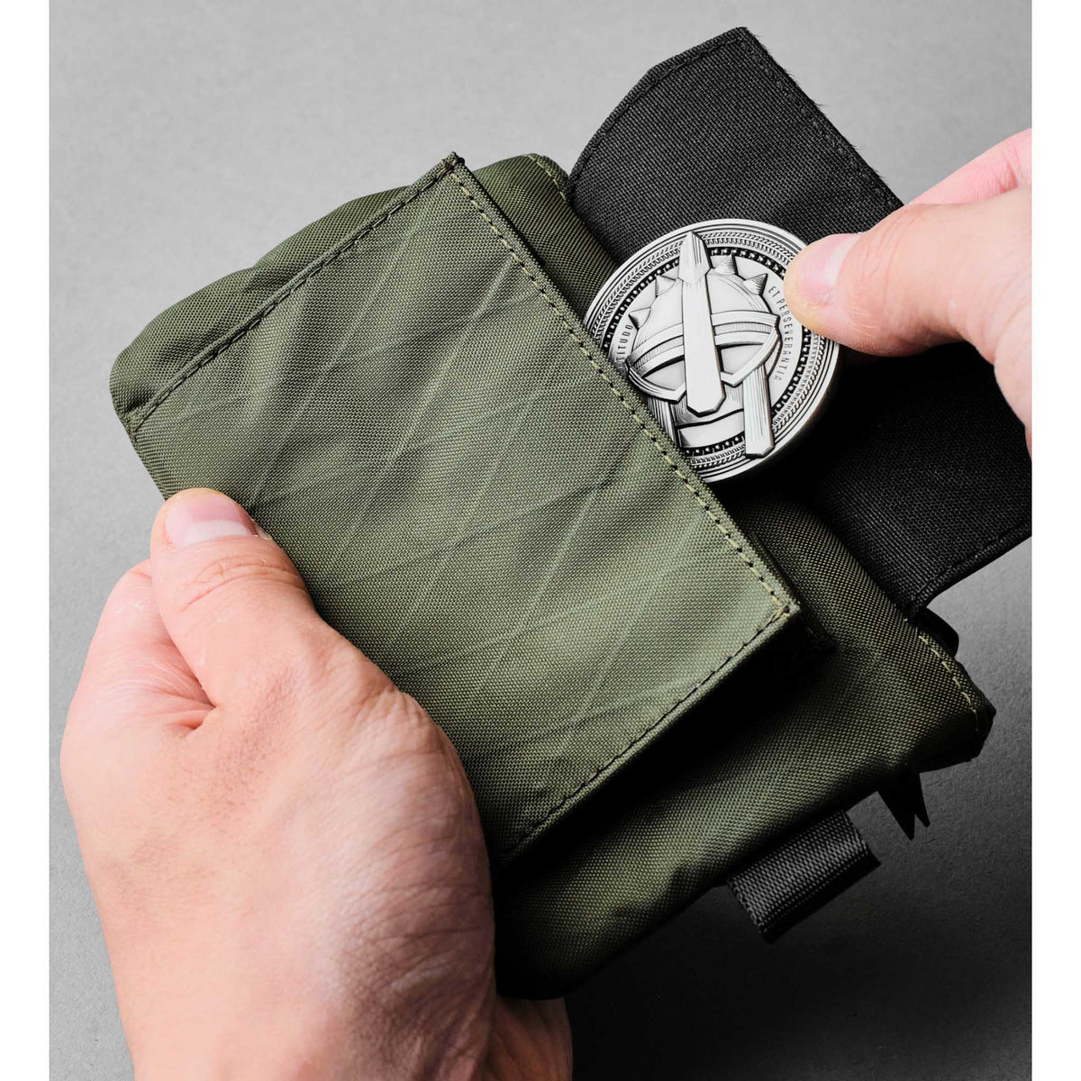 Zip Pouch Coin Alpaka AD010610503 Pouches One Size / Dark Green | X-Pac VX21