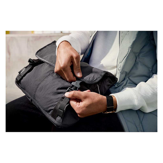 Bellroy | Cinch Messenger | Lightweight Shoulder Bag | Denim Blue