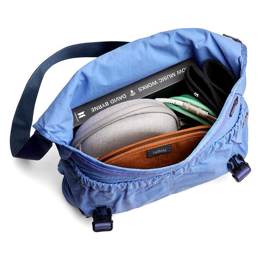 バッグ Bellroy Cinch Messenger 12L Denim Blue Bellroy | Cinch Messenger | Lightweight Shoulder Bag | Denim Blue