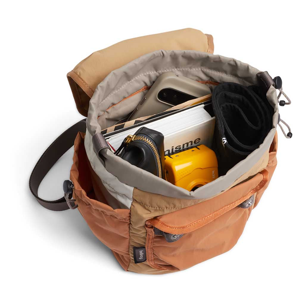 Cinch Minipack Bellroy BHRA-SDN-243 Backpacks 9L / Sand Dune