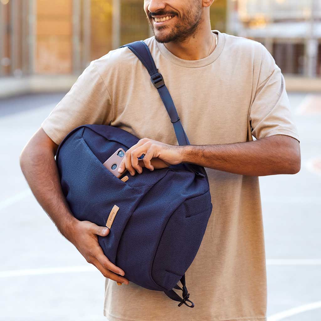 Classic Backpack Bellroy BCBB-NAV-227 Backpacks 20L / Navy
