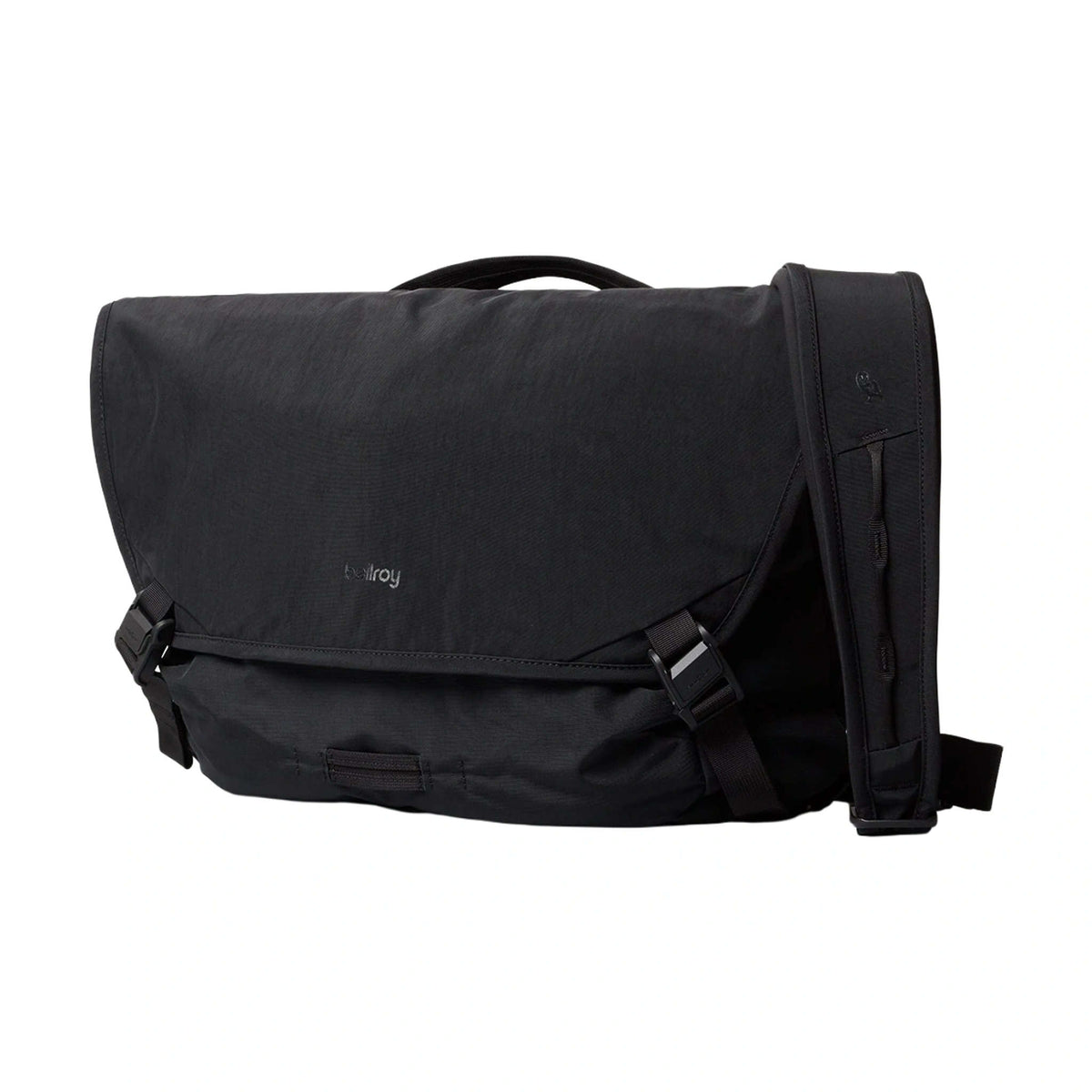 Venture Messenger 16" Bellroy BVYB-BLK-213 Messenger Bags 16L / Black