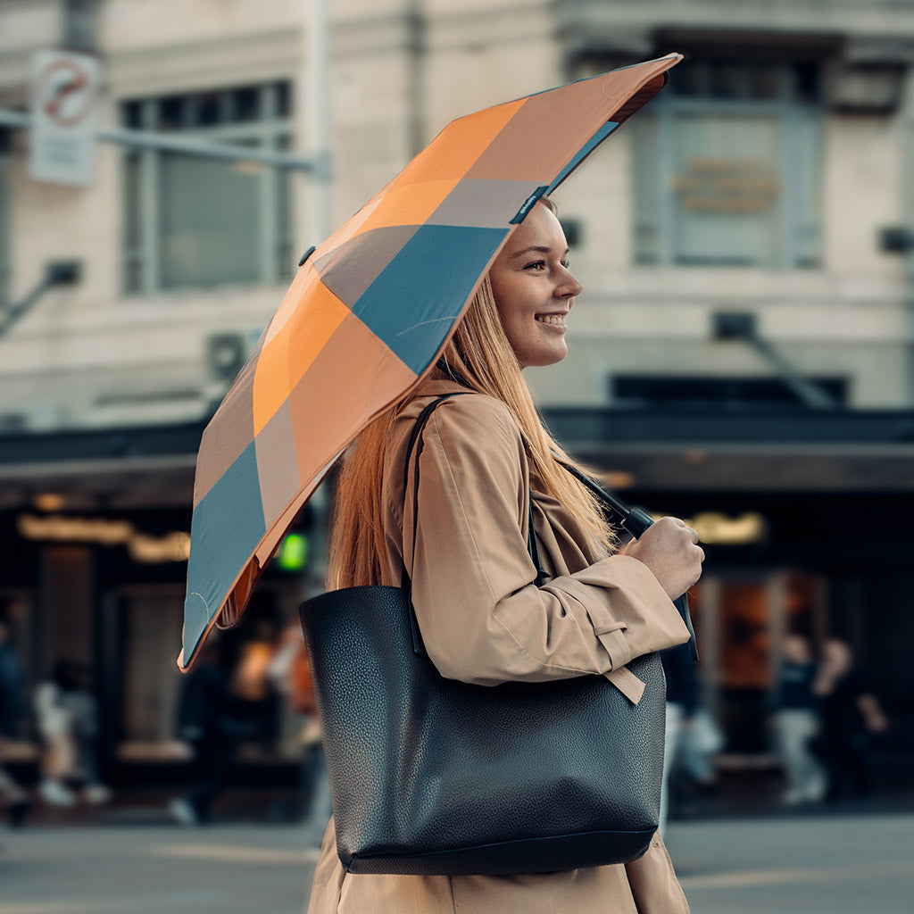BLUNT Metro | Special Edition Blunt Umbrellas METGINGER2024 Umbrellas One Size / Gingerbread