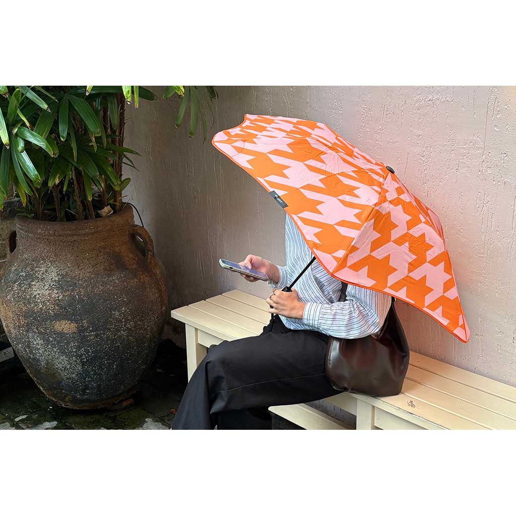 BLUNT Metro | Special Edition Blunt Umbrellas METCANDY Umbrellas One Size / Houndstooth Candy