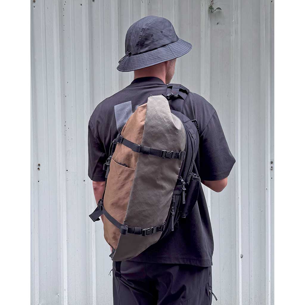 X-PAK EVO Sling Pack CODE OF BELL COFB-XPK2-ARD Backpacks 23L / Arid