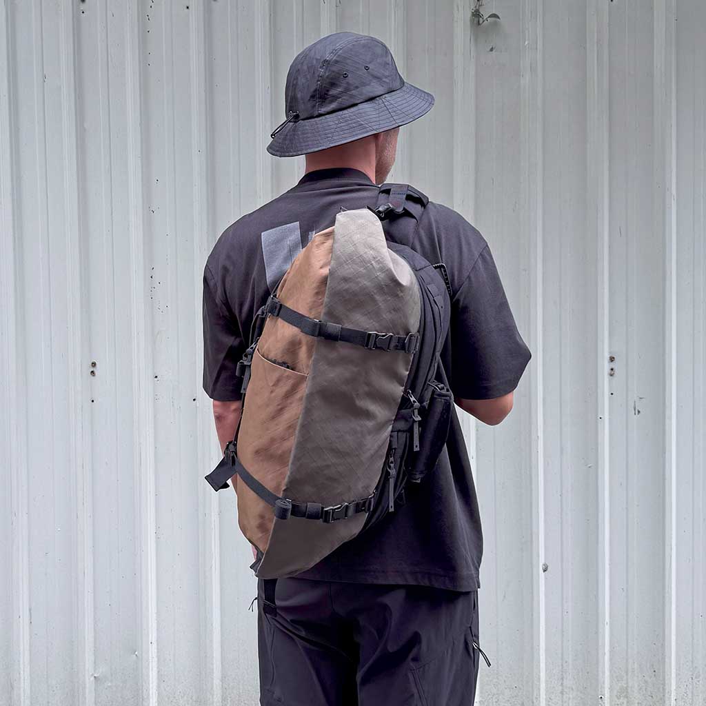X-PAK EVO Sling Pack CODE OF BELL COFB-XPK2-ARD Backpacks 23L / Arid