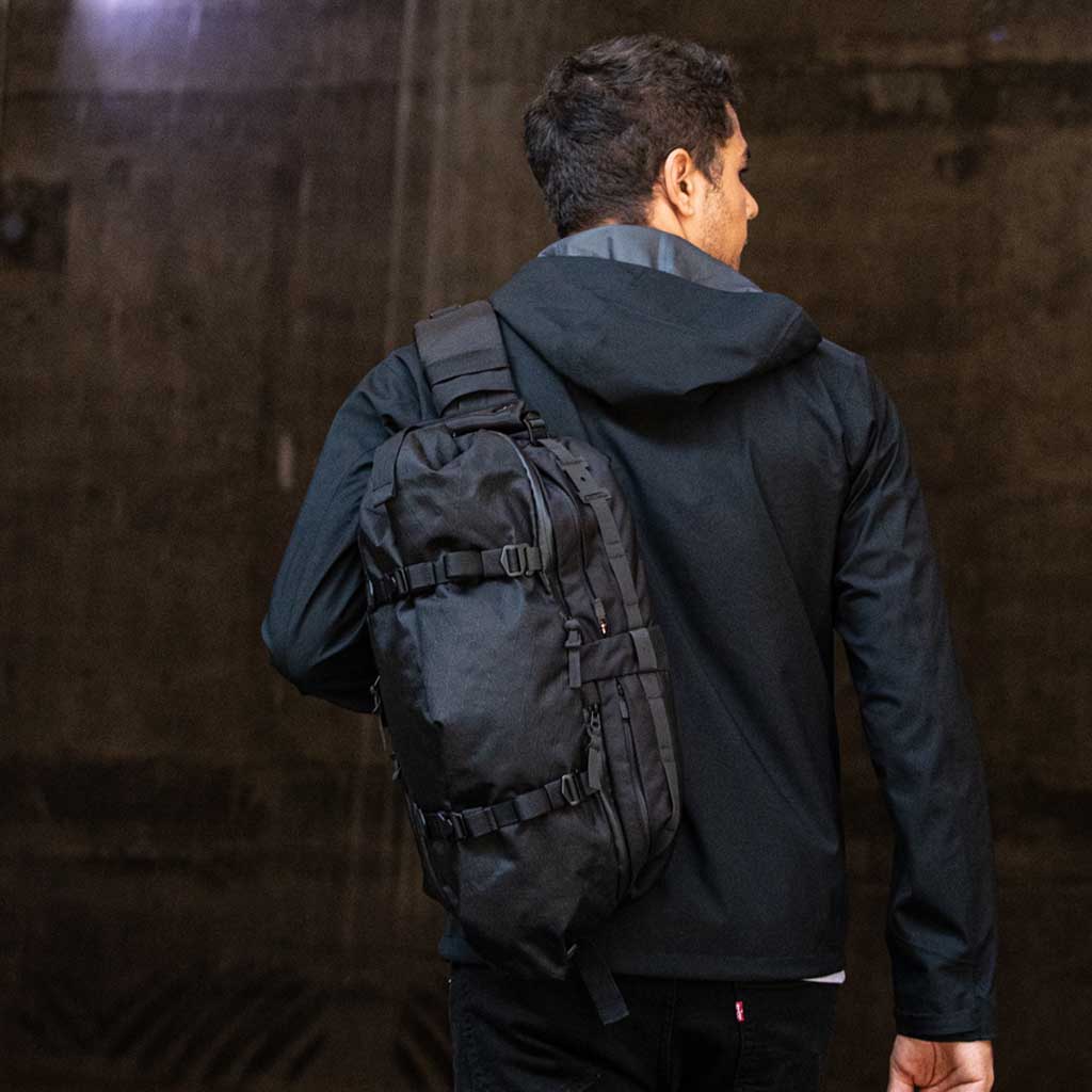X-PAK EVO Sling Pack CODE OF BELL COFB-XPK2-BLK Backpacks 23L / Pitch Black
