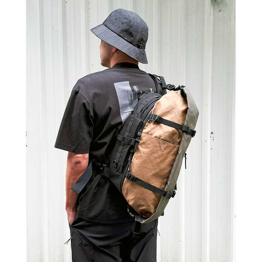 CODE OF BELL | X-PAK EVO Sling Pack | Expandable Sling Bag | Pitch