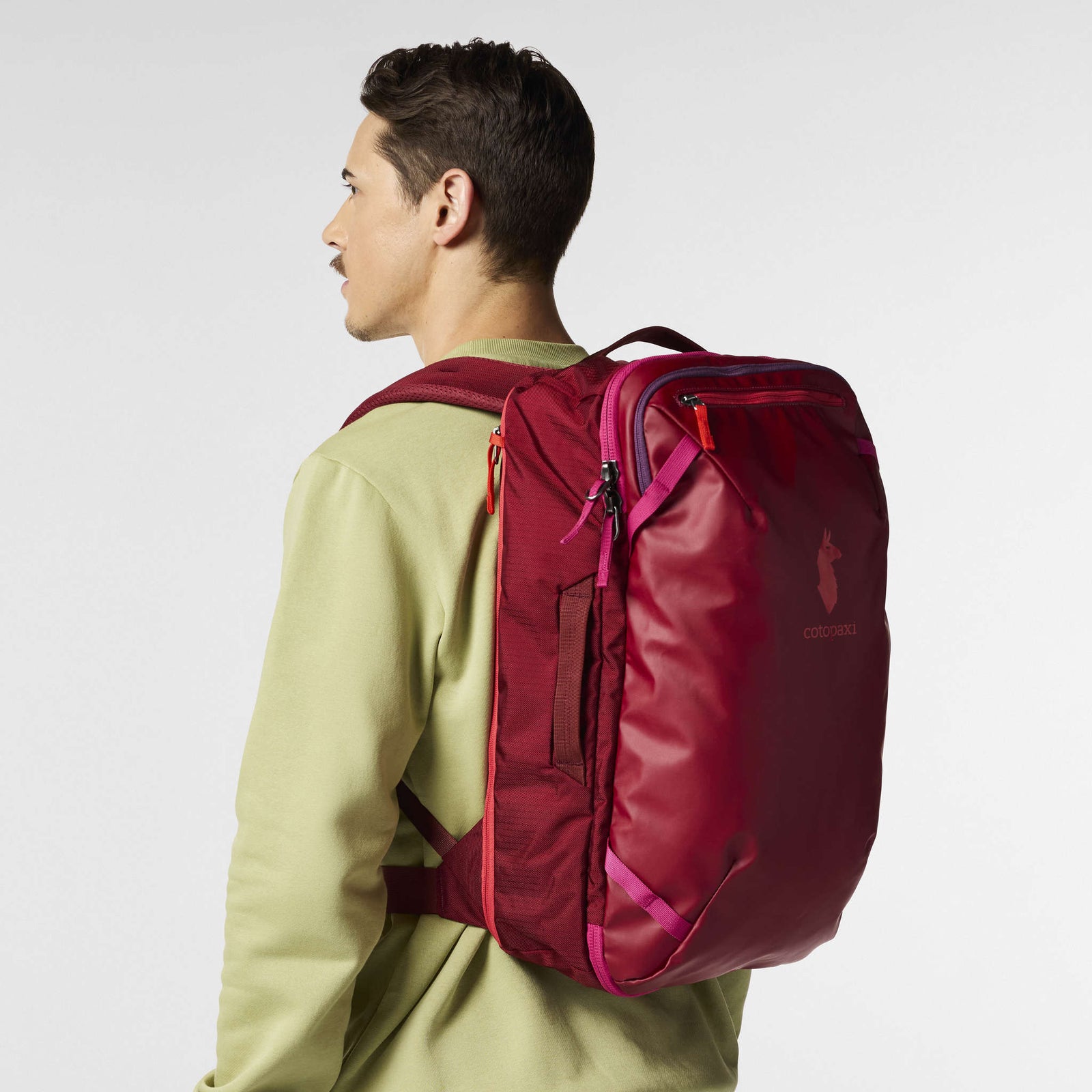 Allpa 28L Travel Pack Cotopaxi A28-F26-CR Backpacks 28L / Crimson
