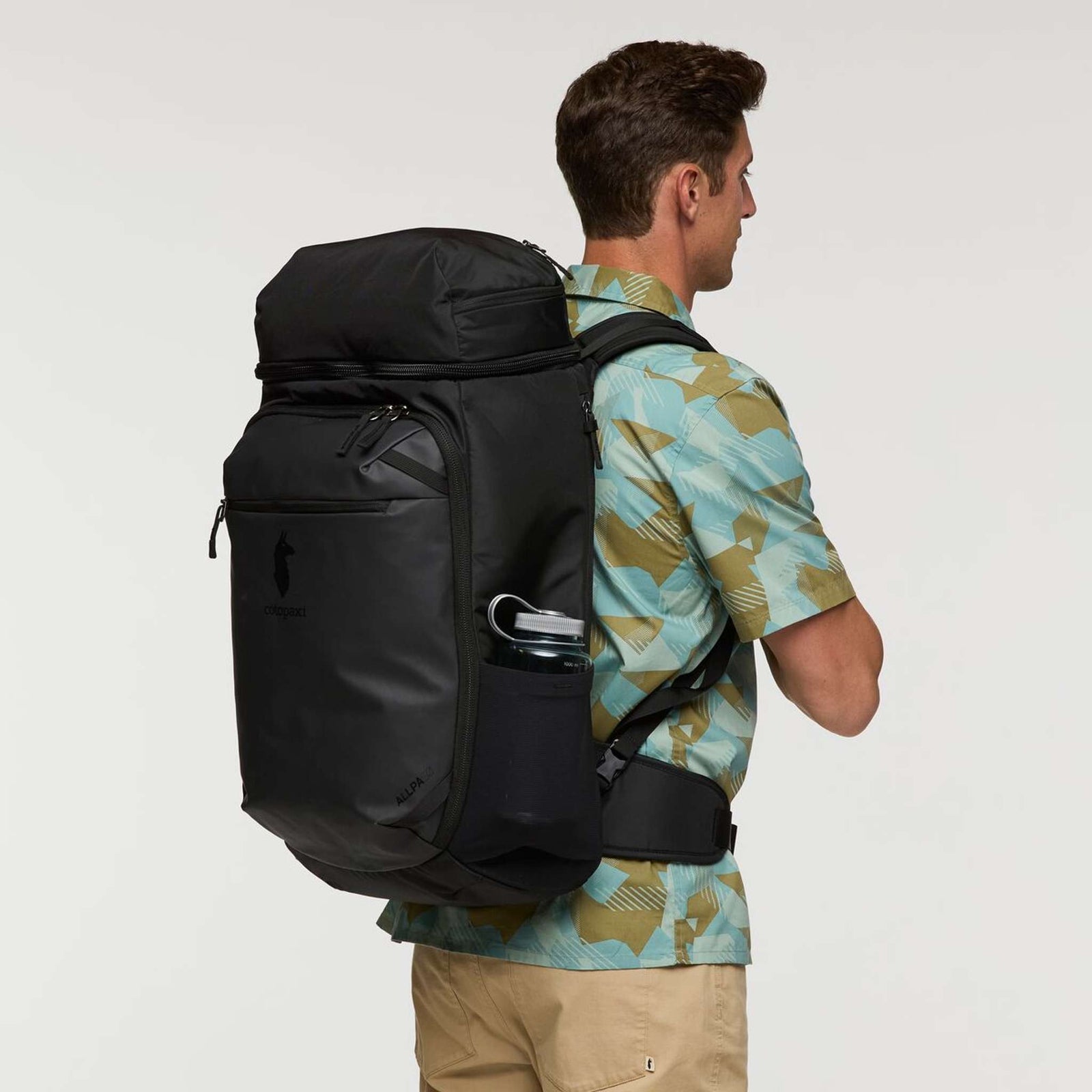 Allpa Adventure Travel Pack Cotopaxi A50A-S25-CPBLK Backpacks 50L / Black