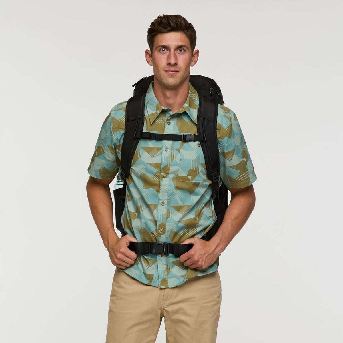 Allpa Adventure Travel Pack Cotopaxi A50A-S25-CPBLK Backpacks 50L / Black