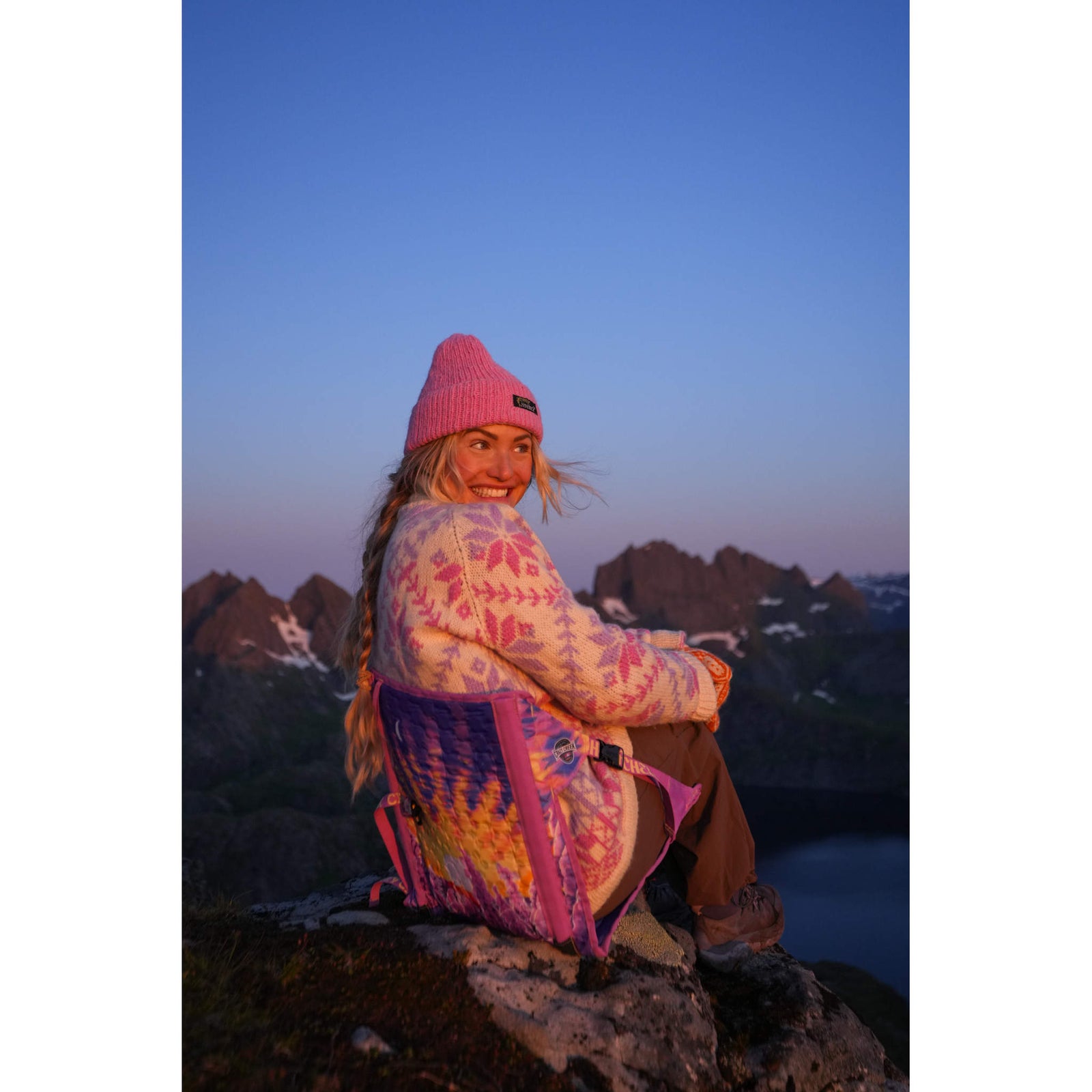 Hex 2.0 Original Chair | Rachel Pohl Limited Edition Crazy Creek 1024-RPSG Chairs One Size / Snow Ghosts