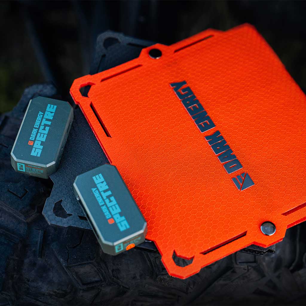 Spectre Solar Panel 8W Folding Dark Energy SSPF08HVGY Solar Chargers 8W / Orange Hi-Vis
