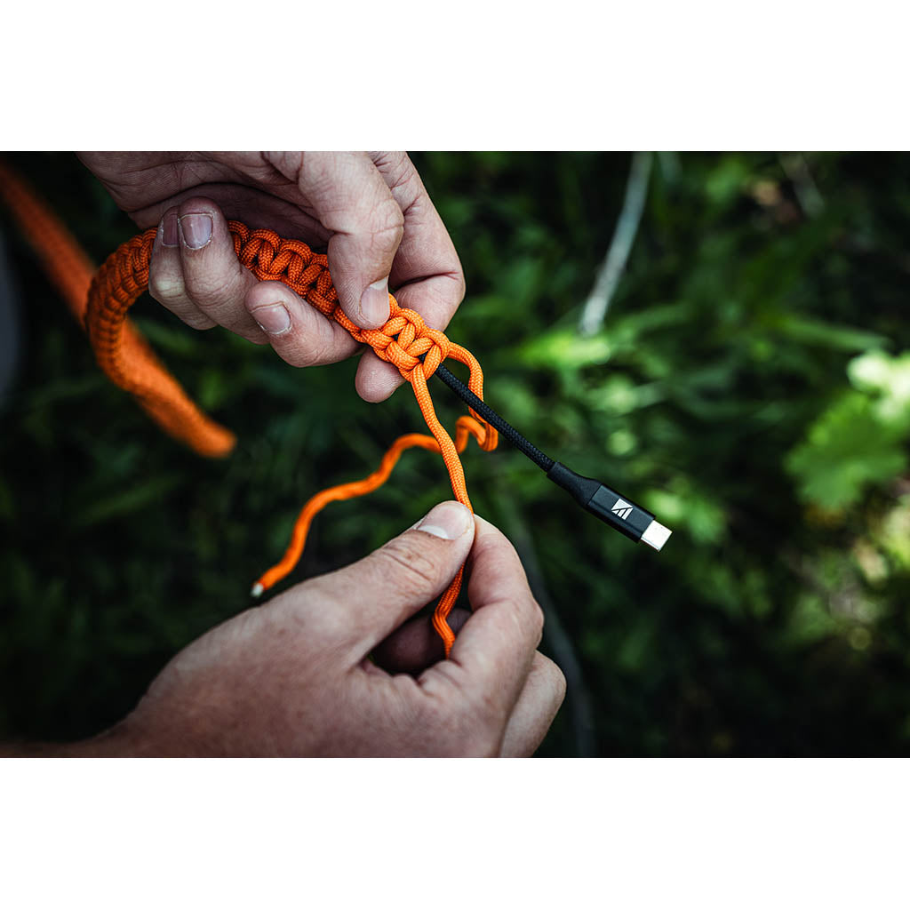 USB-C to C Paracord Cable Dark Energy IND-CCC03GRGR USB Cables One Size / Green