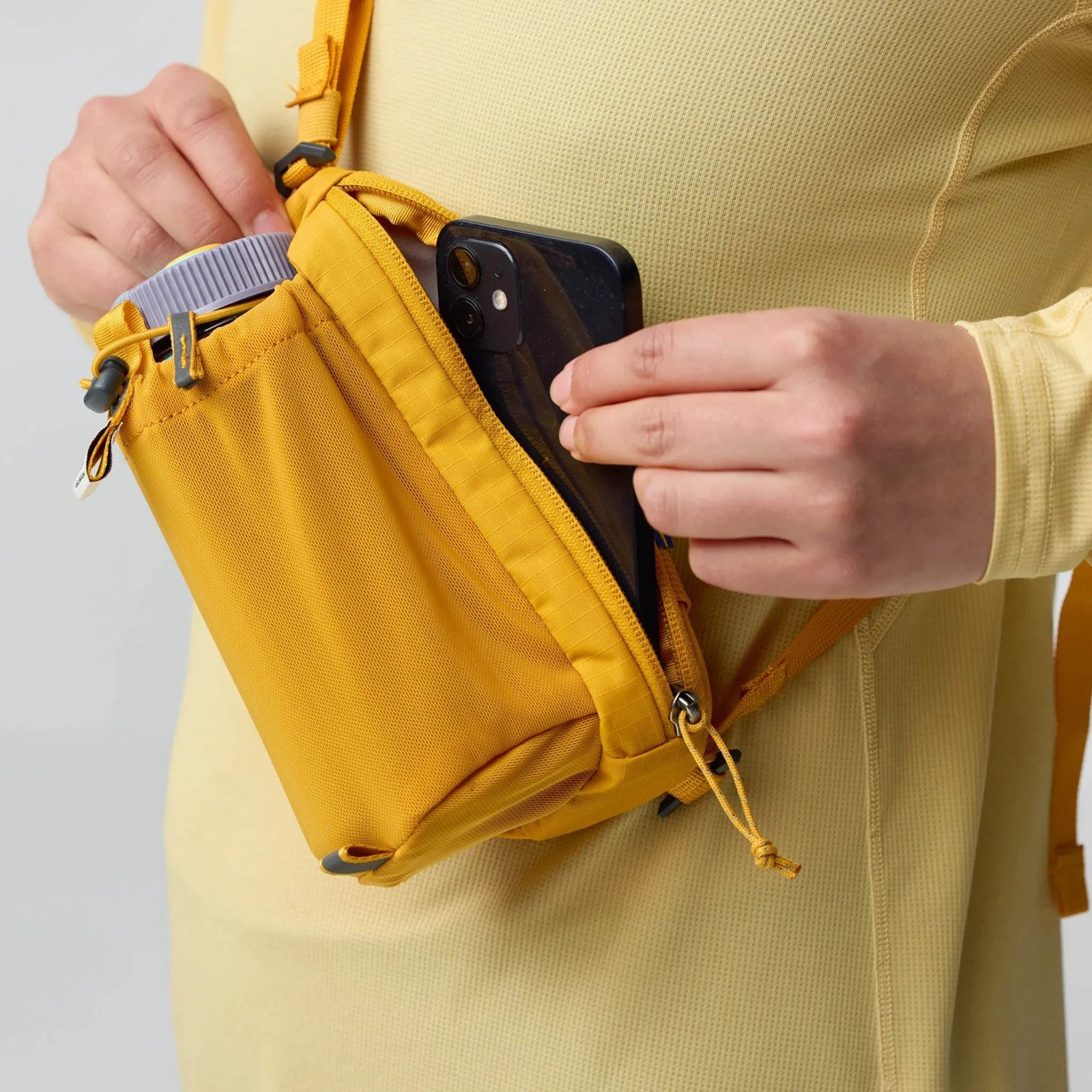 Abisko Bottle Pocket Fjällräven F23100177-550 Backpack Accessories One Size / Black