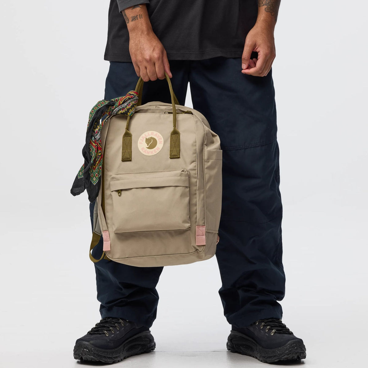 Kånken Koncept Laptop 15" Fjällräven F23200411-118-631 Backpacks 18L / Fossil-Foliage Green