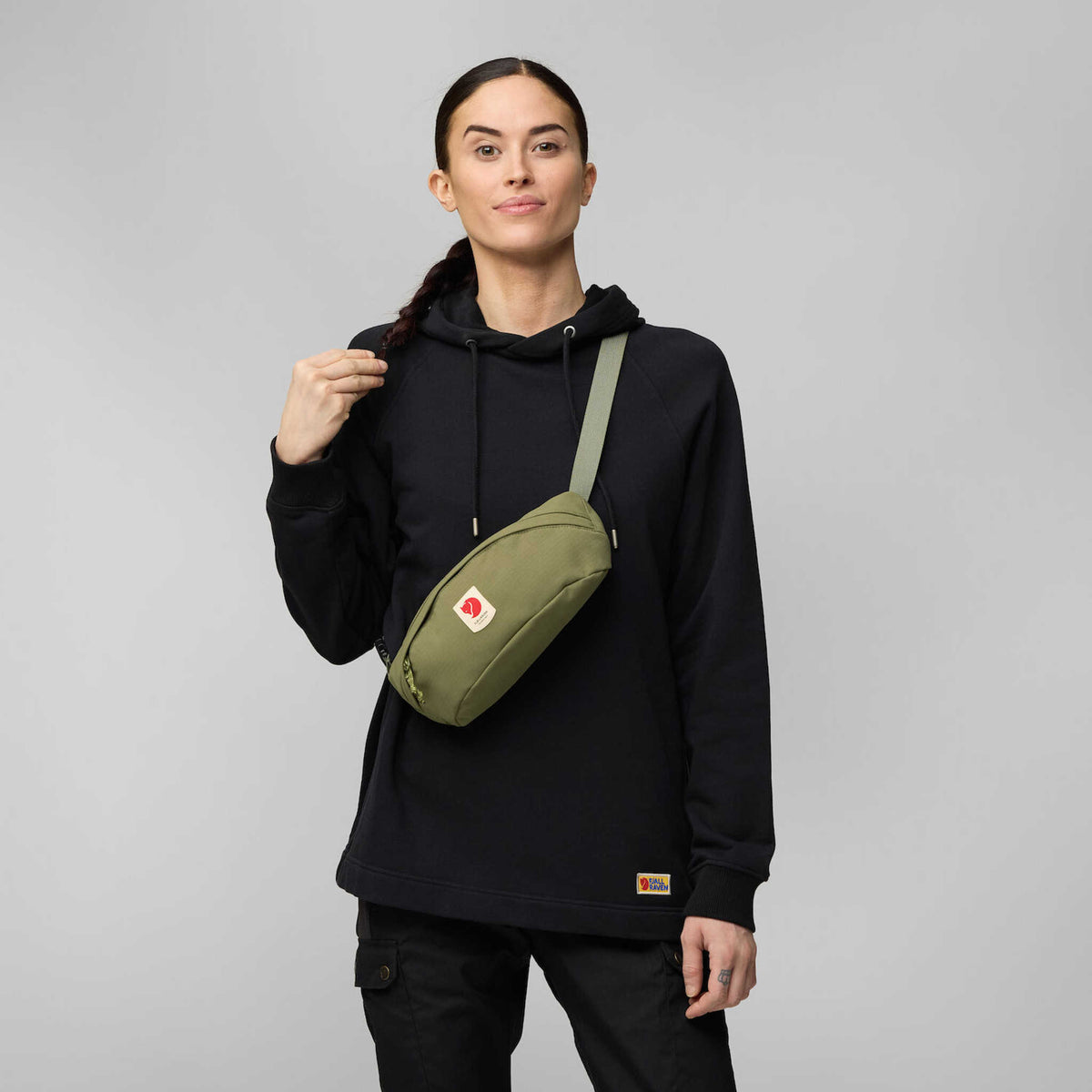 Ulvö Hip Pack Medium Fjällräven 23165-294 Bumbags 2L / Black Oak