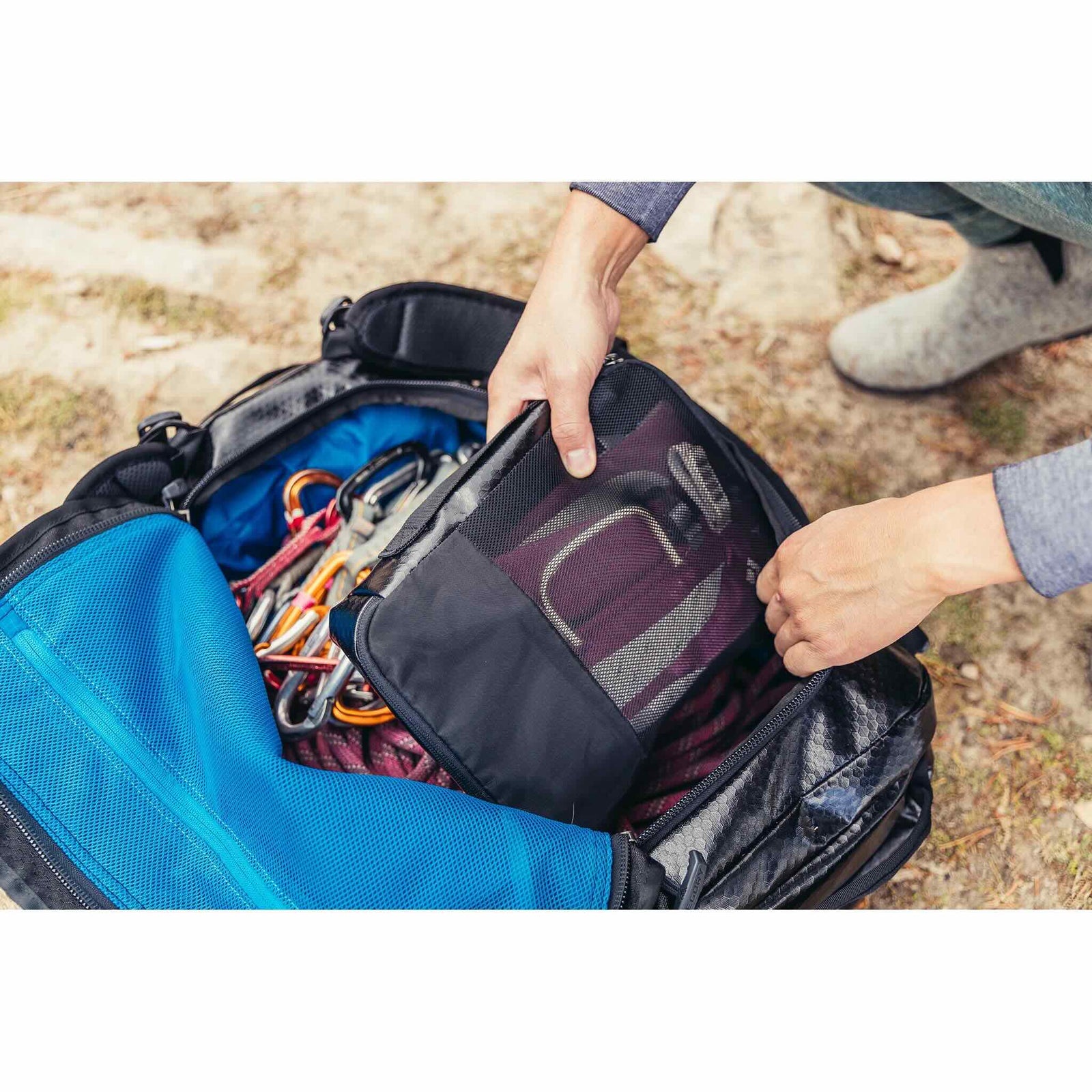 Alpaca 40 Gregory 147897-0413 Duffle Bags 40L / Obsidian Black
