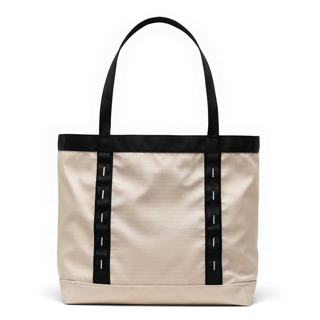 All Season Gear Tote 33L Herschel Supply Co. 11499-07076-OS Tote Bags 33L / Moonbeam/Black