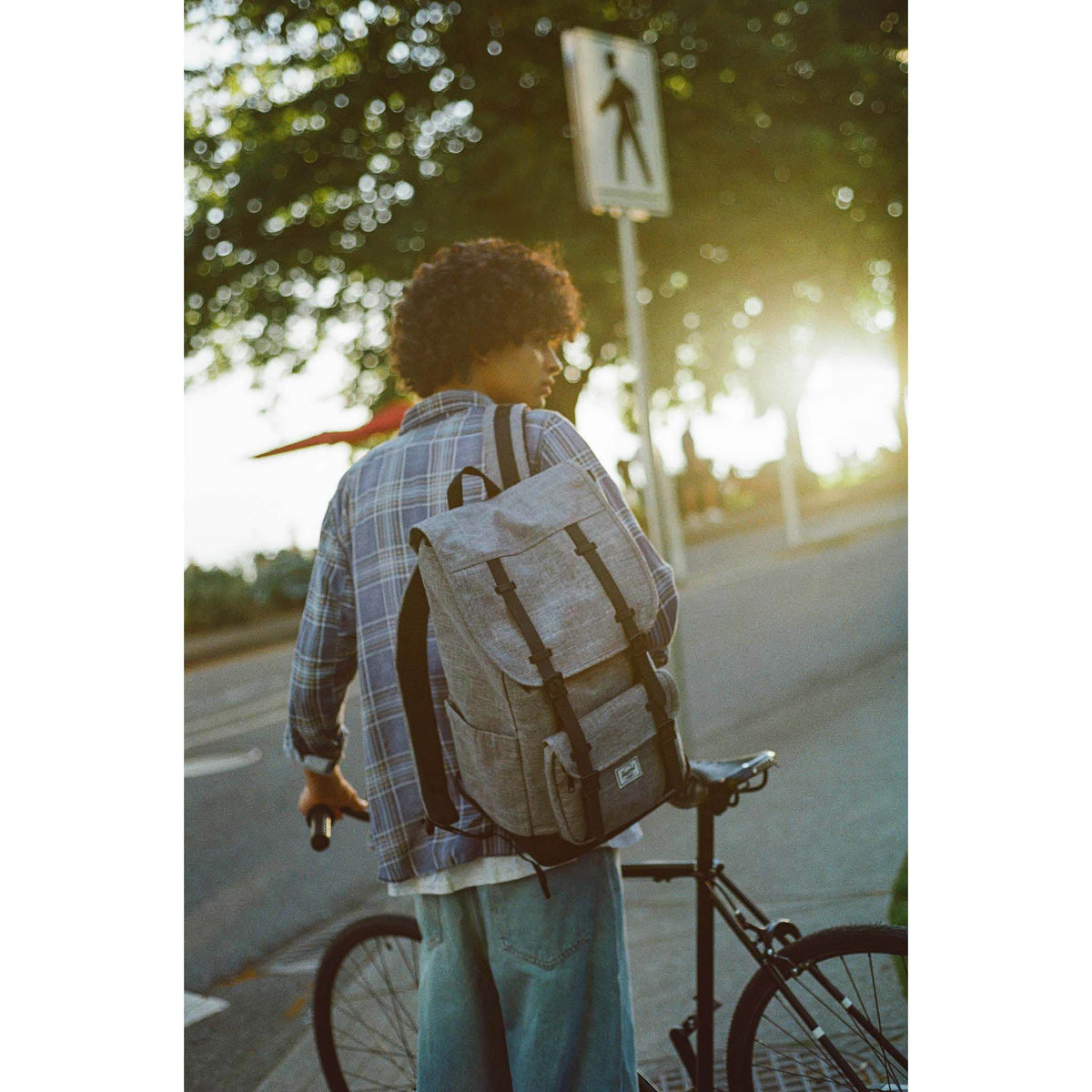 Herschel Little America Backpack Herschel Supply Co. 11390-07391-OS Backpacks 30L / Black Diamond/Black