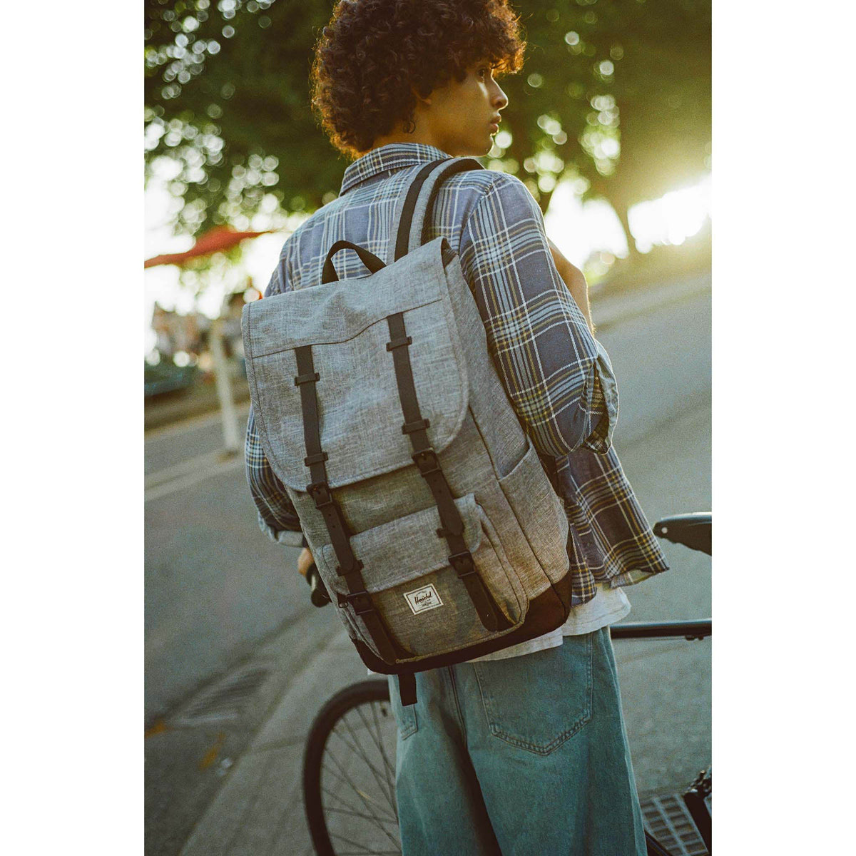 Herschel Little America Backpack Herschel Supply Co. 11390-07391-OS Backpacks 30L / Black Diamond/Black