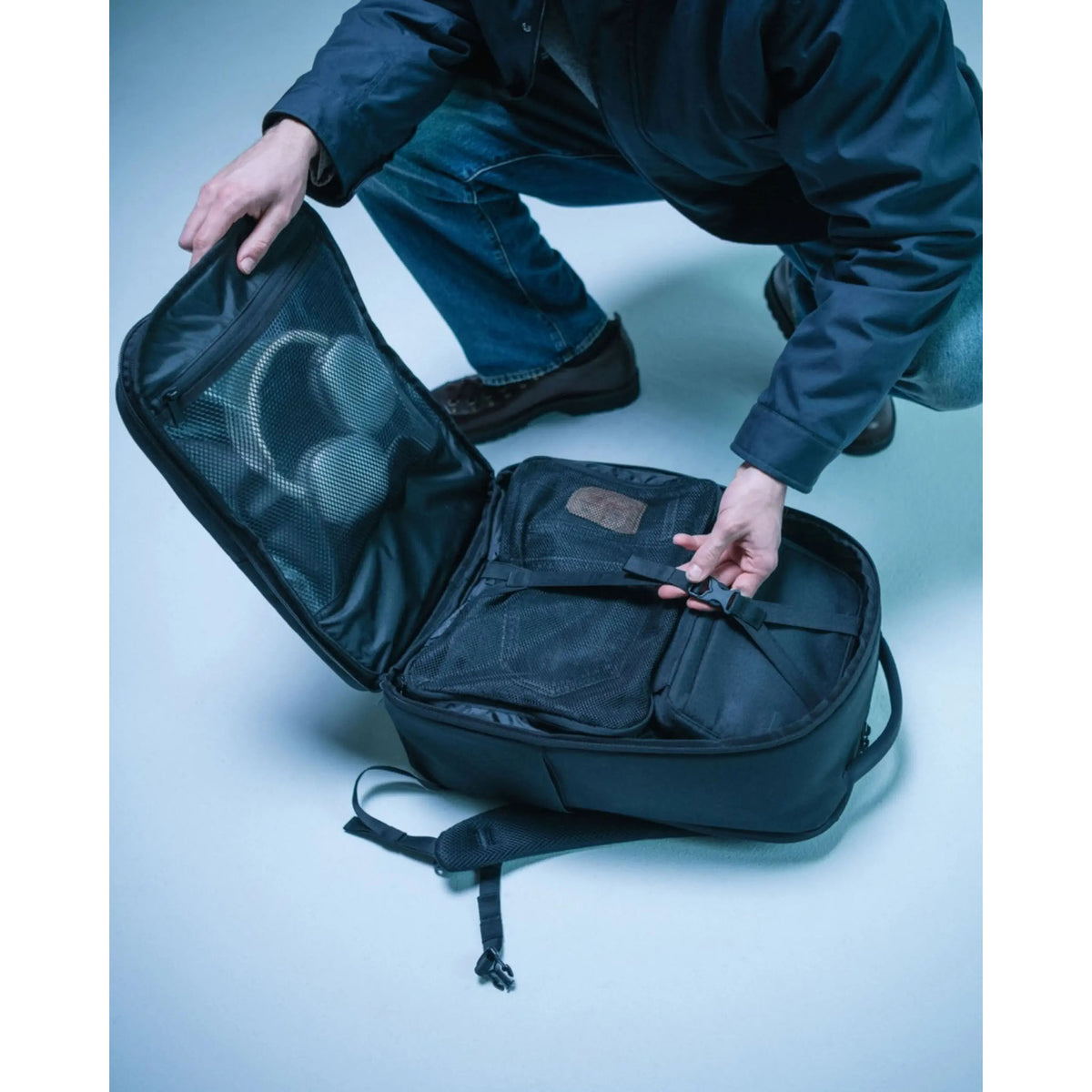 Kaslo Travel Backpack Tech Herschel Supply Co. 11656-00919-OS Backpacks 32L / Raven Crosshatch