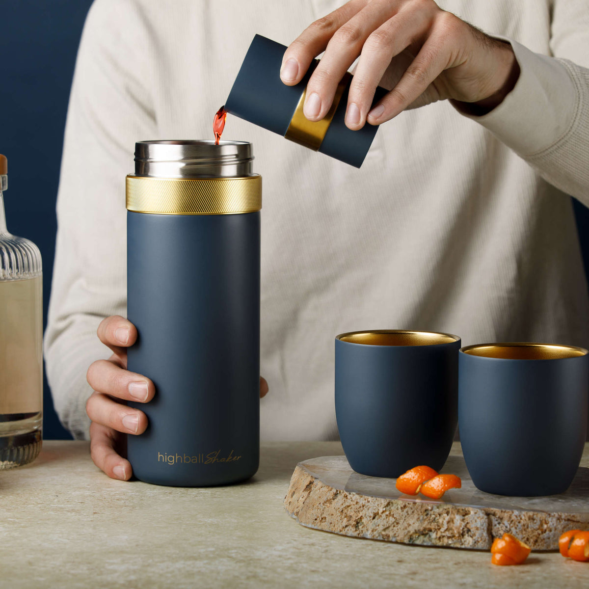 Highball Shaker High Camp Flasks 3128ab Cocktail Shakers 1L / Amalfi Blue