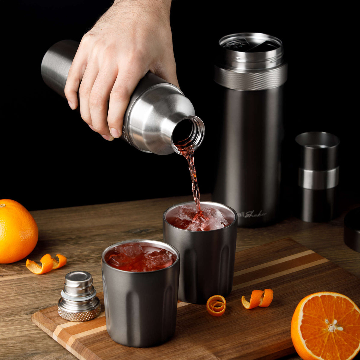 Highball Shaker High Camp Flasks 3128g Cocktail Shakers 1L / Gunmetal