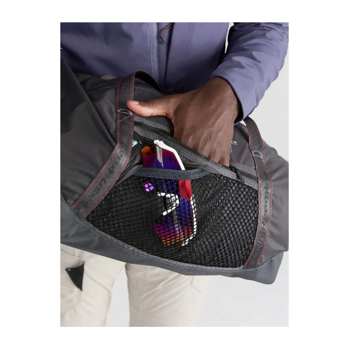 Mimer Dufflebag 25L Klättermusen 10458-279-OZ Duffle Bags 25L / Cloud Berry