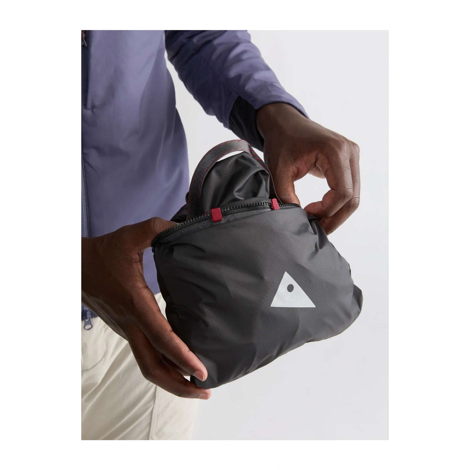 Mimer Dufflebag 25L Klättermusen 10458-279-OZ Duffle Bags 25L / Cloud Berry
