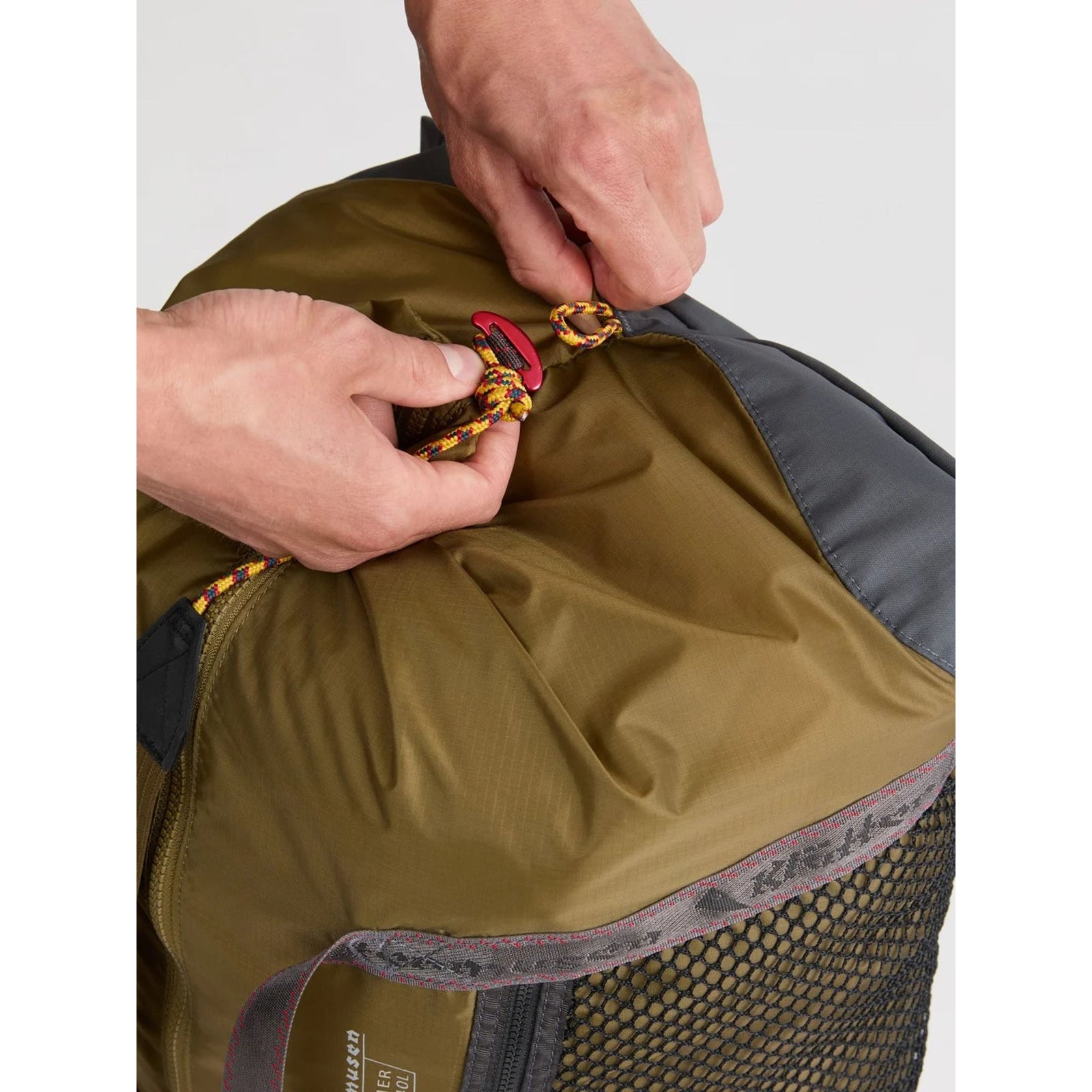 Mimer Dufflebag 40L Klättermusen 10459_961-OZ Duffle Bags 40L / Raven