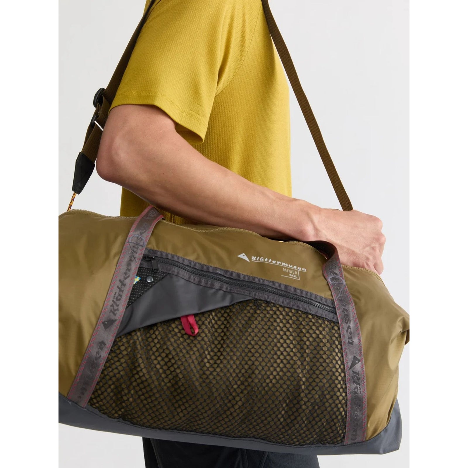 Mimer Dufflebag 40L Klättermusen 10459_961-OZ Duffle Bags 40L / Raven
