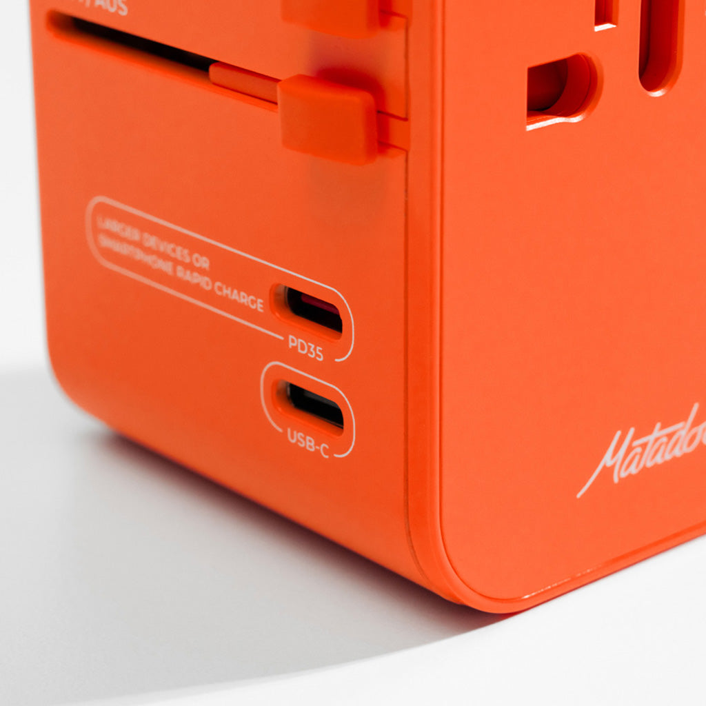 Matador Global Travel Adapter Matador MATJY307001O Power Banks One Size / Orange