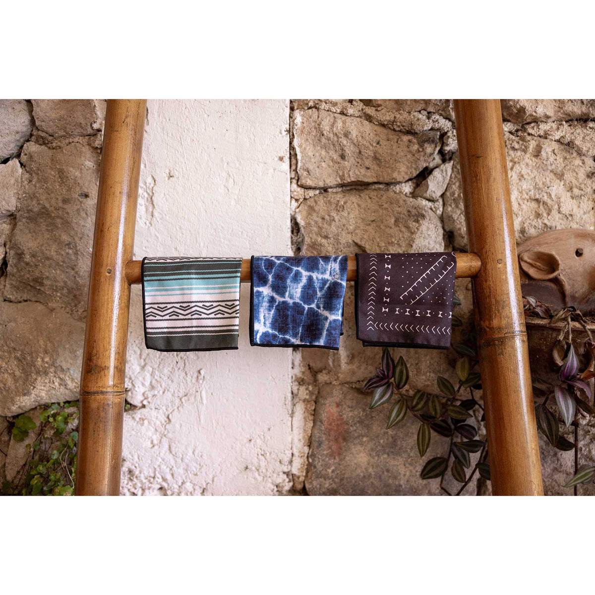 Tiny Towel 3-Pack Nomadix TT-3PAT-101 Travel Towels One Size / Patterns