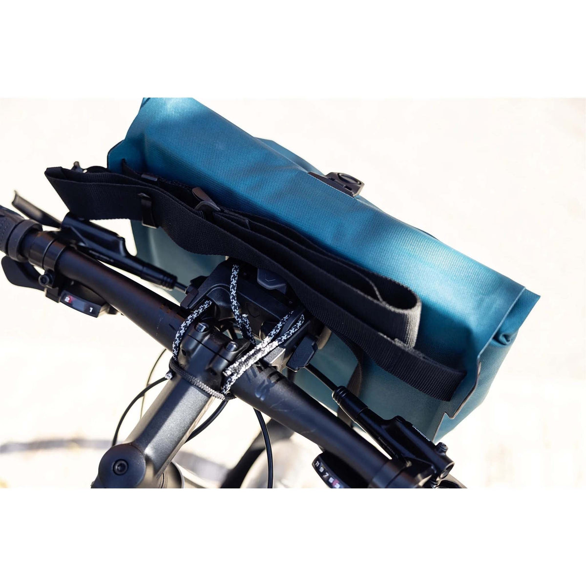 Velo Sling Flex Cyber ORTLIEB OF3273 Sling Bags 2.5L / Cyber Pink