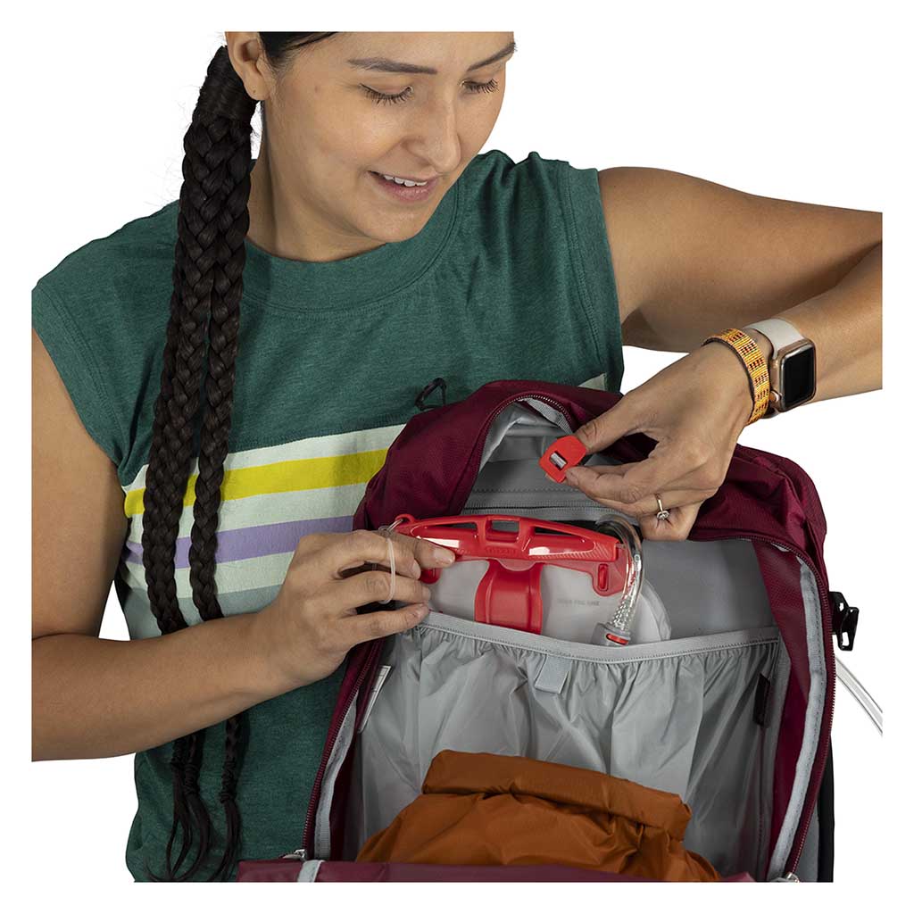 Hikelite 28 Osprey Backpacks