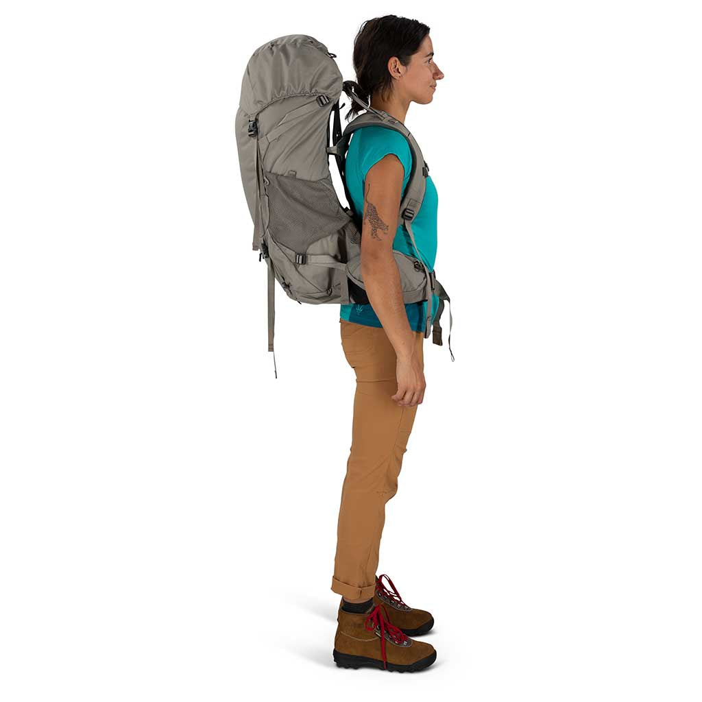 Renn 50 | Women's Osprey 10005862 Backpacks One Size / Pediment Grey/Linen Tan