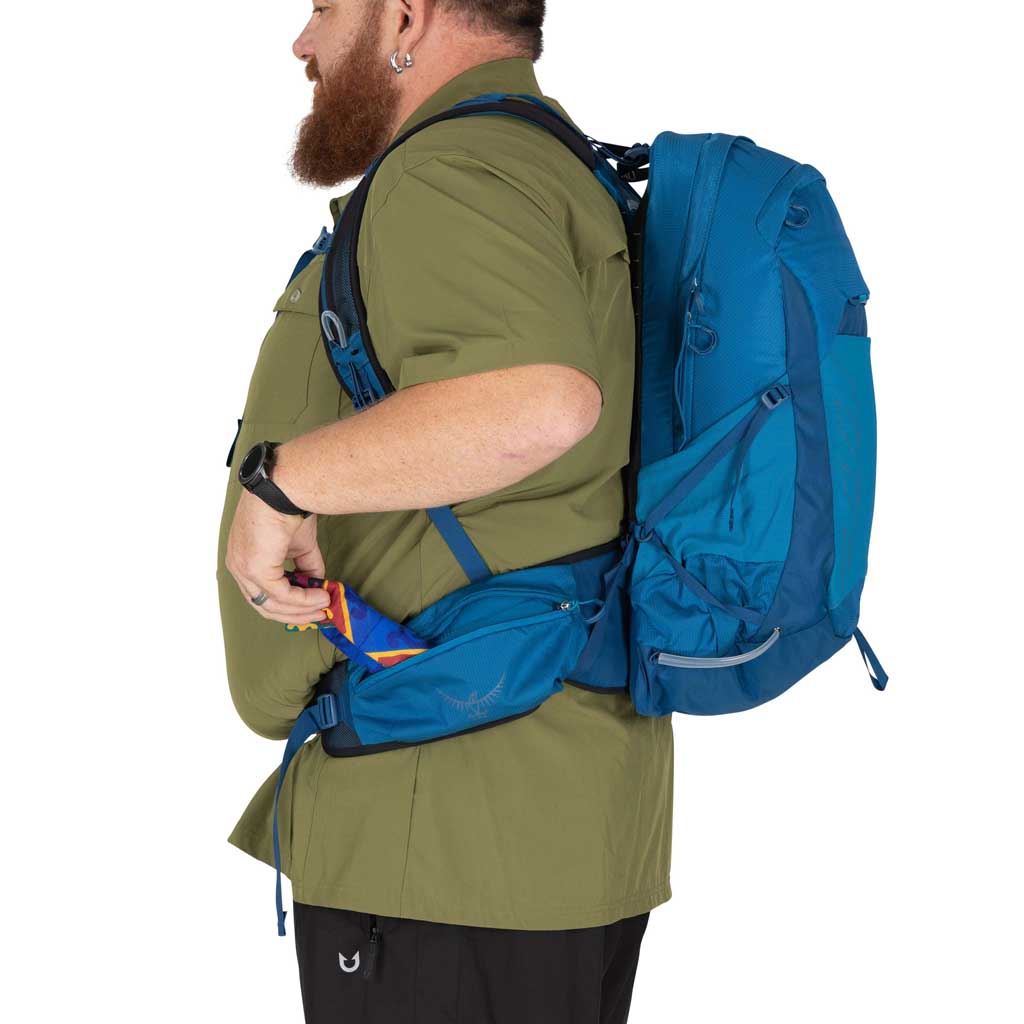 Talon 22 | Extended Fit Osprey 10006762 Backpacks 22L / Black/Coal Grey