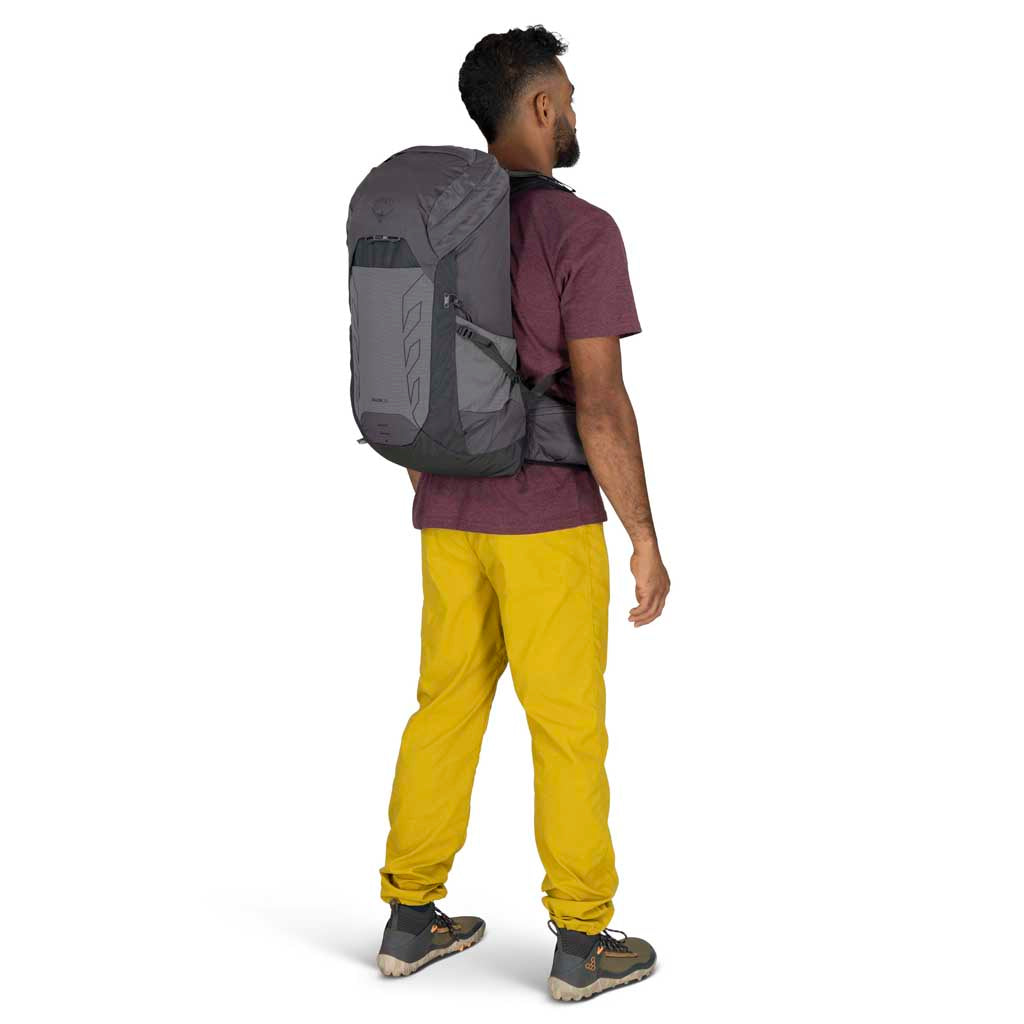 Talon 26 Osprey 10006771 Backpacks 26L / Black/Coal Grey