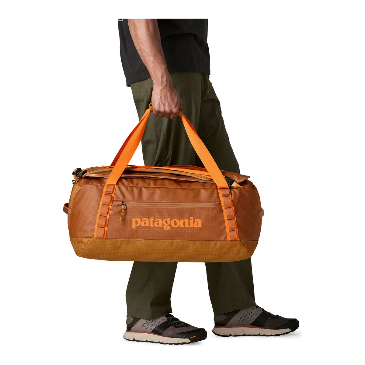 Black Hole Duffle 55L Patagonia 49343-CIBN-ALL Duffle Bags 55L / Cinnamon Brown