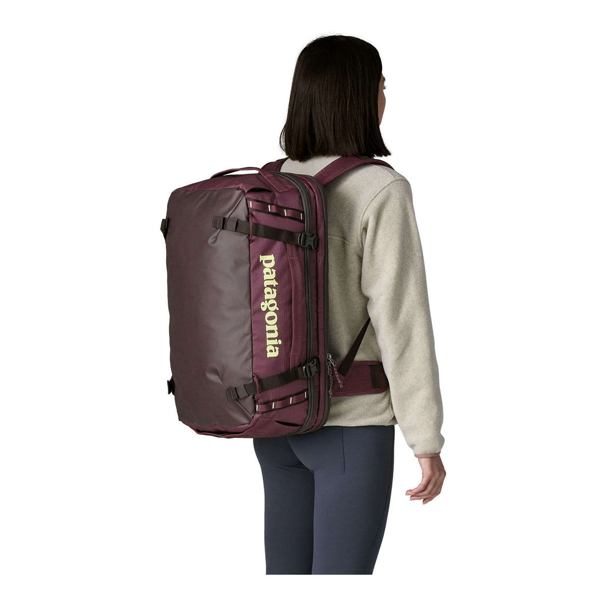 Black Hole MLC 45L Patagonia 49307-BYFG-ALL Carry-On Bags 45L / Berry Fig