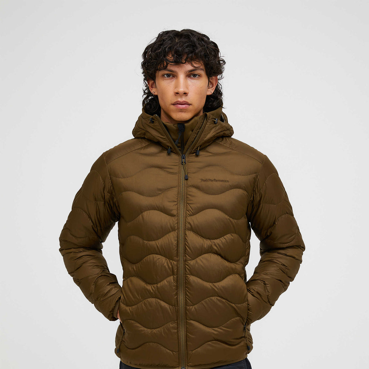 Helium Down Hood Jacket | Men's Peak Performance Men's Insulated Jackets